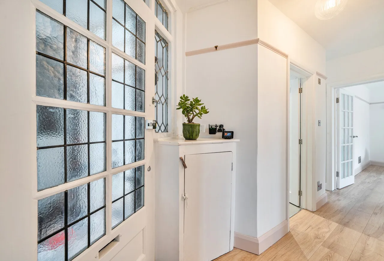 Buck Lane, London, NW9 0QG, photo 10