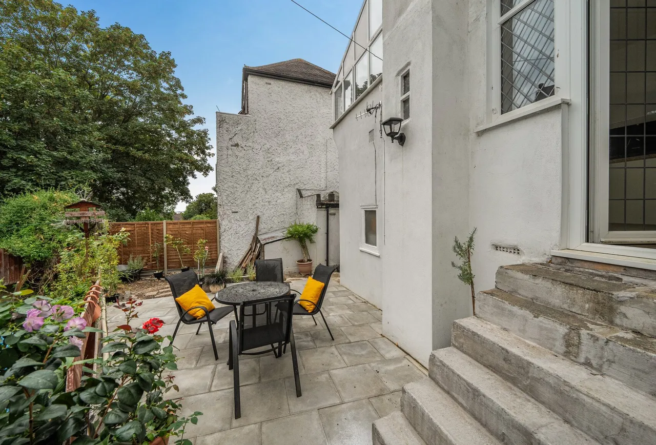 Buck Lane, London, NW9 0QG, photo 8