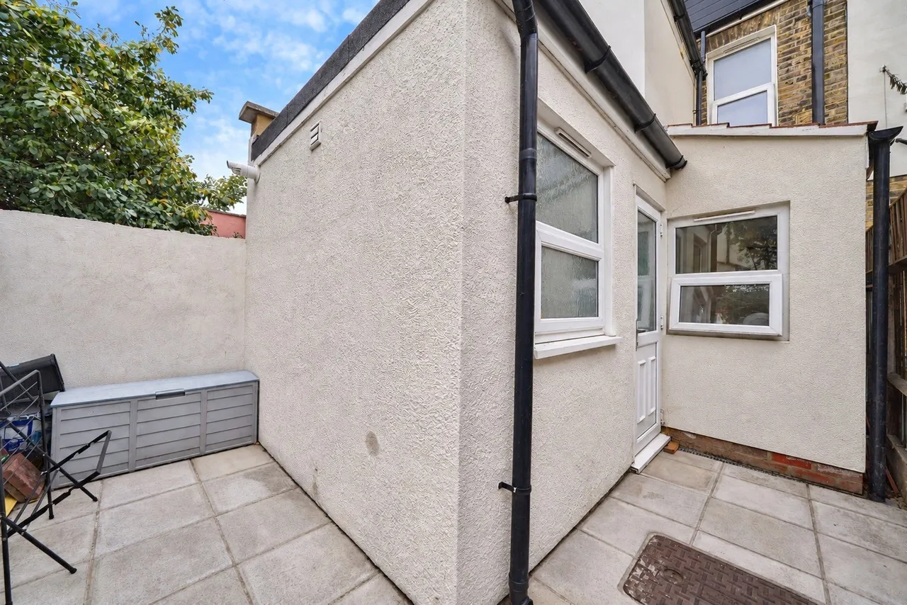 Faringford Road, London, E15, photo 11
