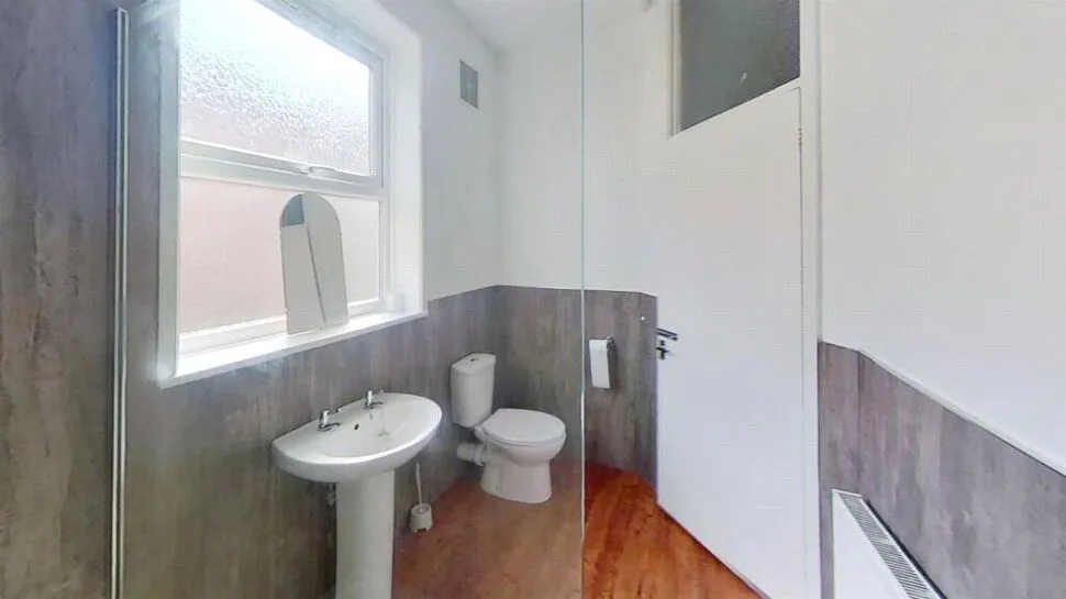 Bath Road, Southsea, PO4, photo 4