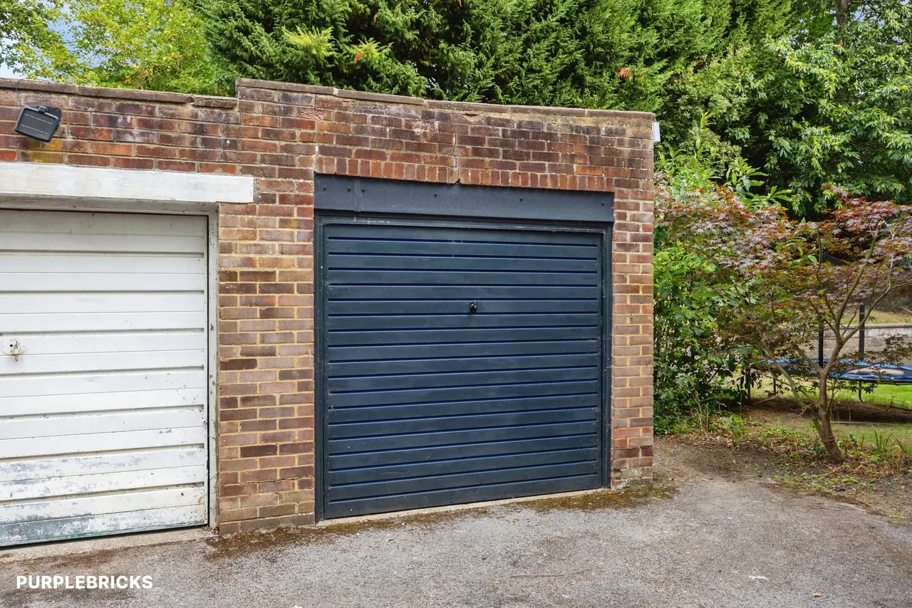 Shaftesbury Road, Woking, GU22, photo 24
