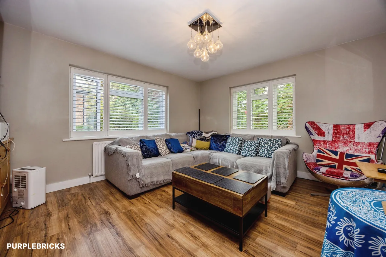 Shaftesbury Road, Woking, GU22, photo 3