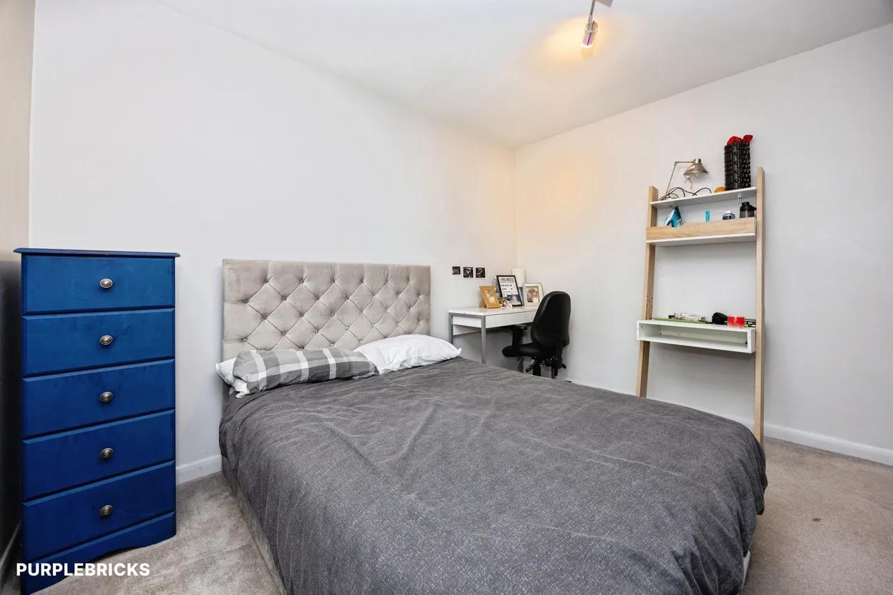 Shaftesbury Road, Woking, GU22, photo 13