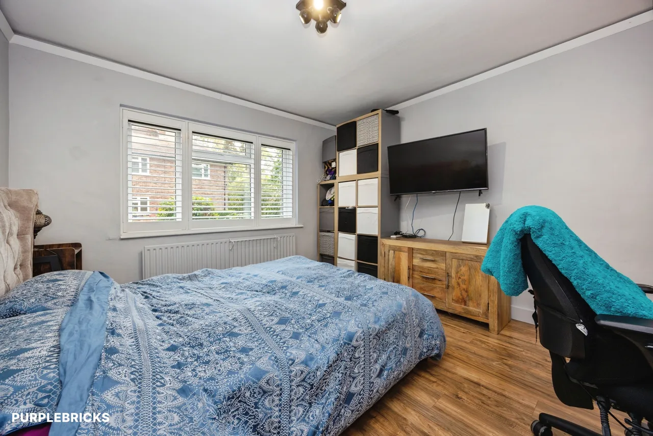 Shaftesbury Road, Woking, GU22, photo 9