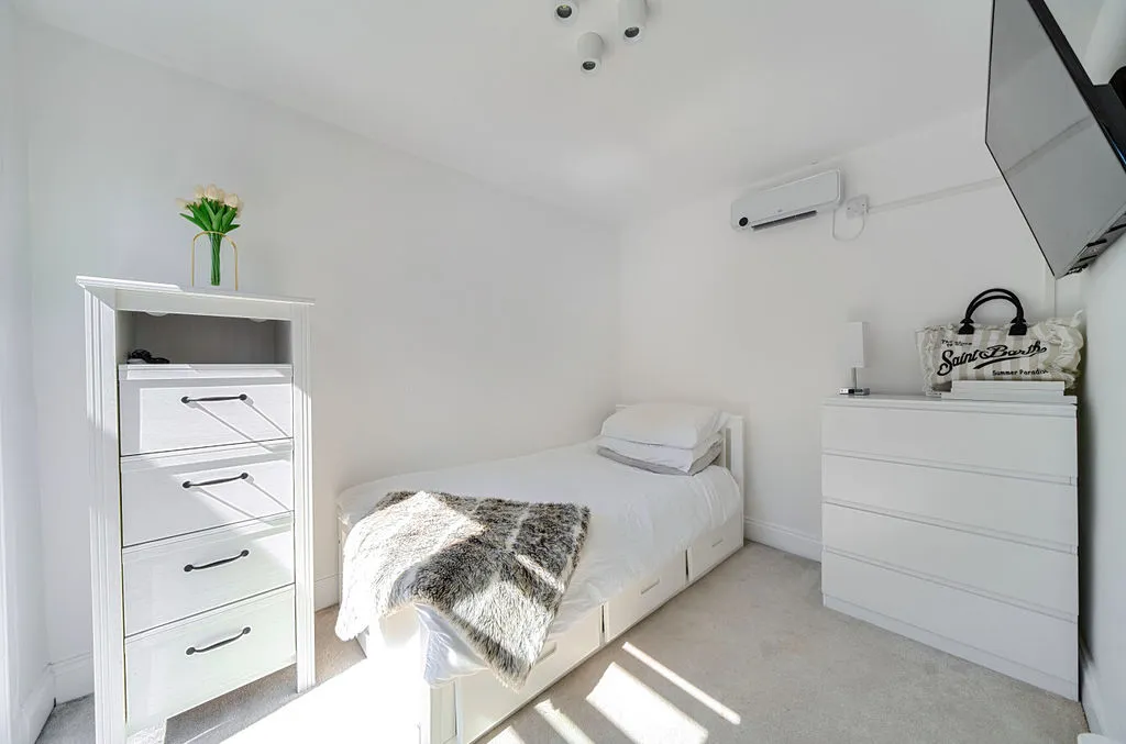 Downs Court Road, Purley CR8 1BB, photo 9