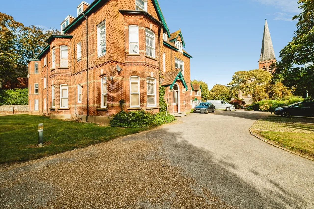 Lansdowne Road, Worthing, BN11, photo 12