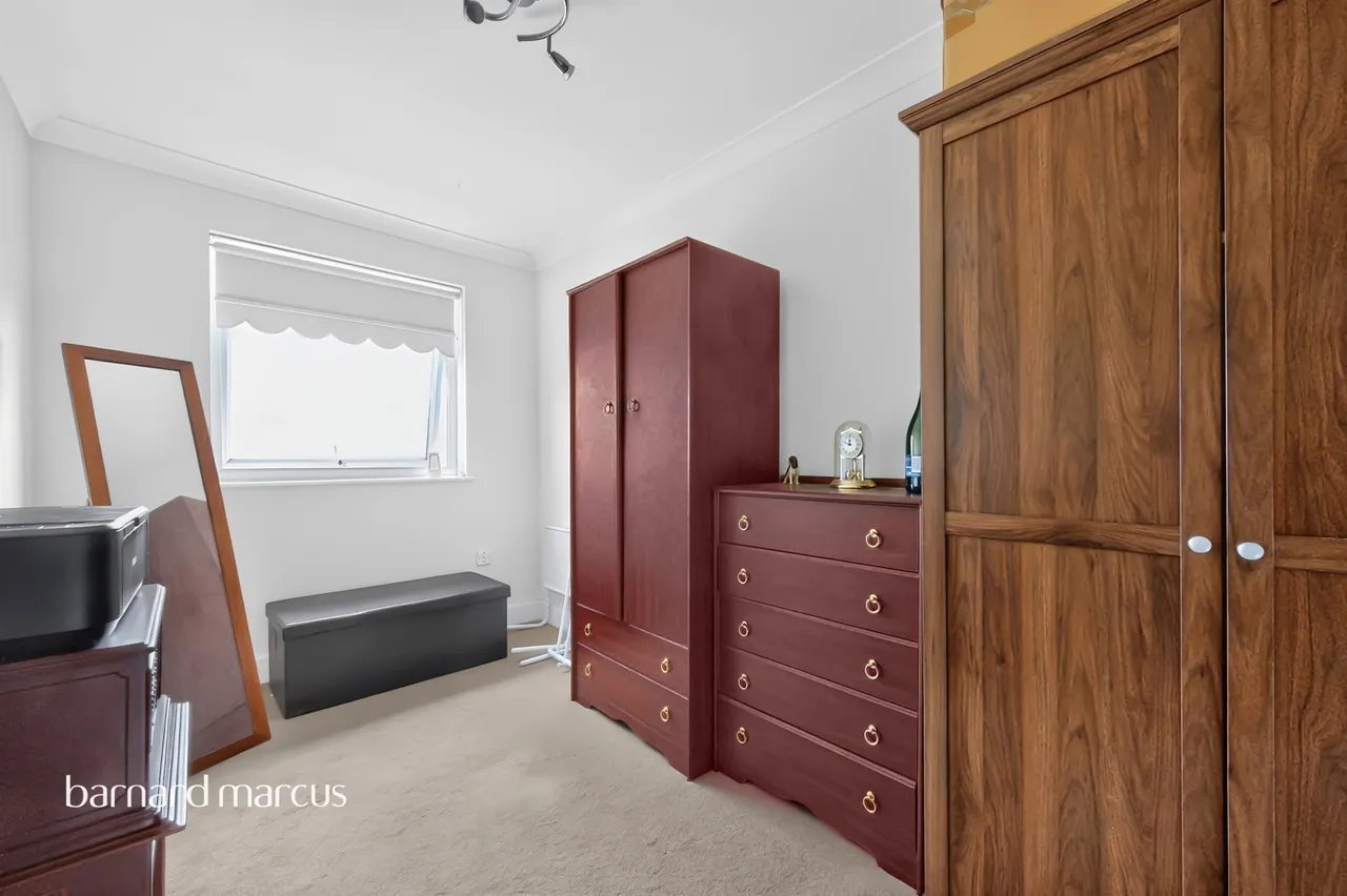 London Road, Cheam, SM3, photo 16