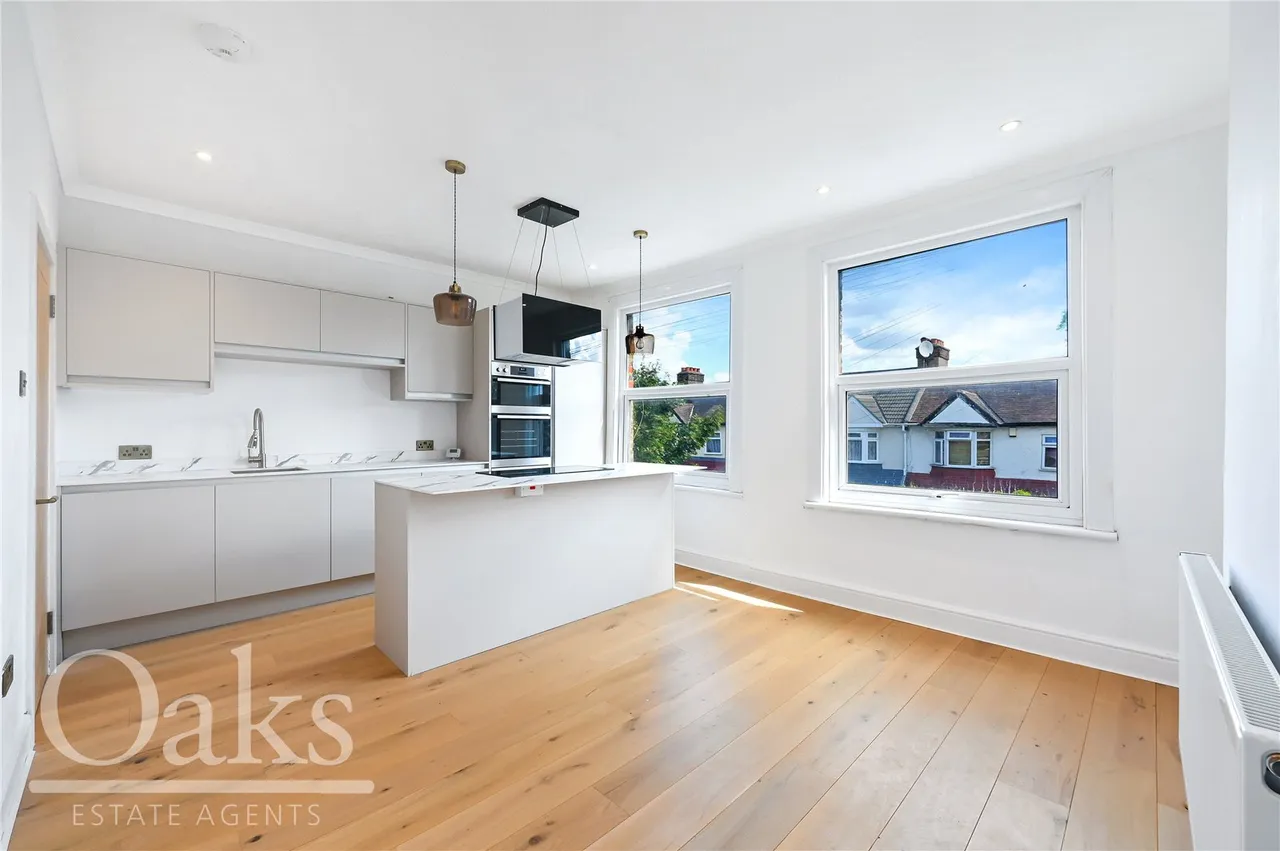 2 bed flat for sale, Queen Mary Road, Crystal Palace, SE19