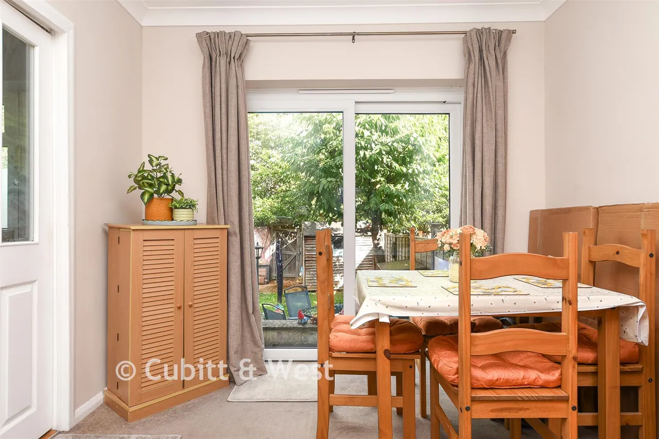 Woodcrest Walk, Reigate, RH2, photo 5