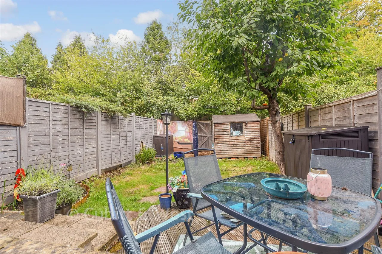 Woodcrest Walk, Reigate, RH2, photo 10