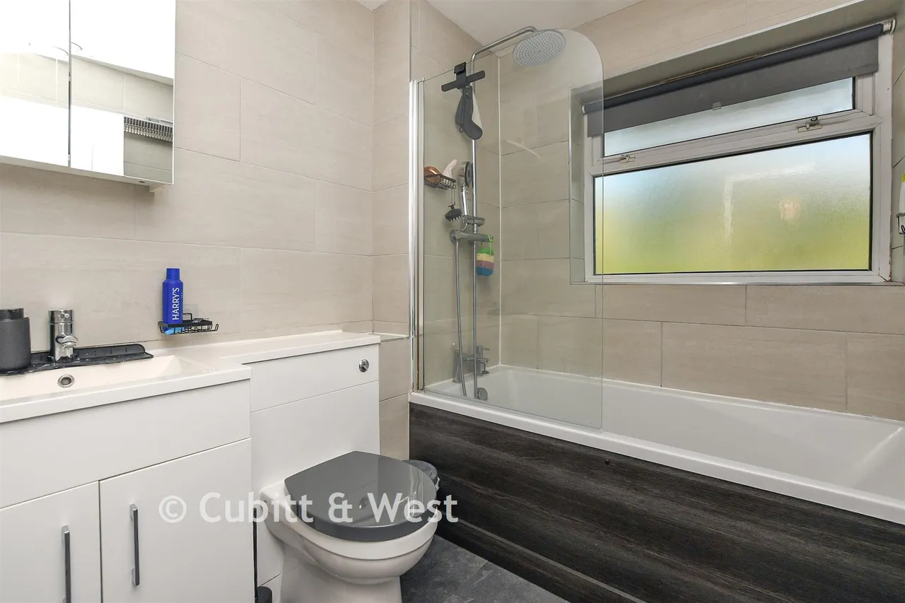 Woodcrest Walk, Reigate, RH2, photo 11