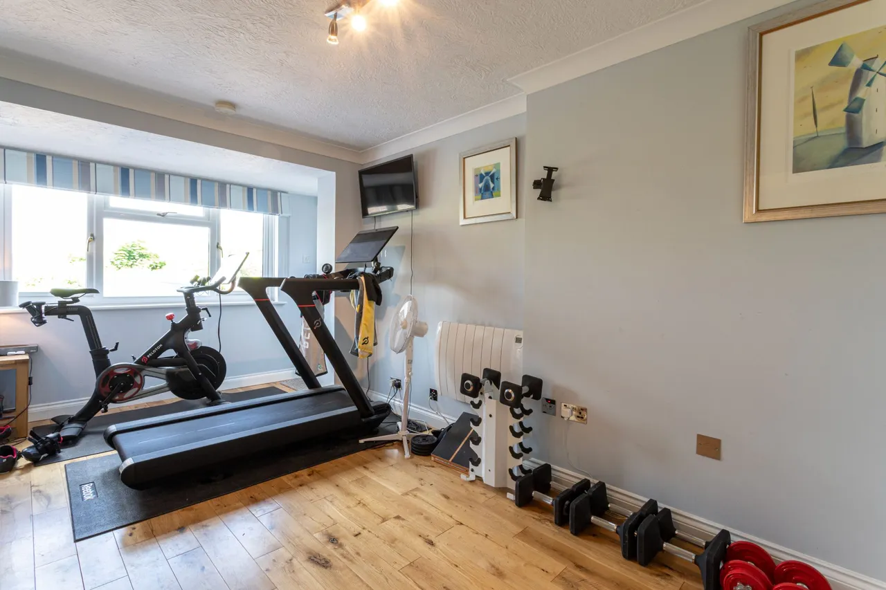 Waverley Close, Odiham, Hook, RG29 1AT, photo 12