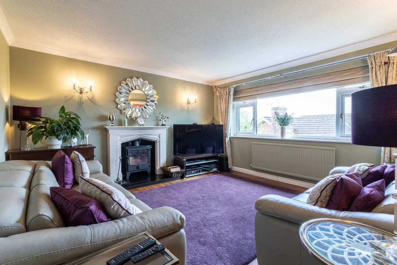 Waverley Close, Odiham, Hook, RG29 1AT, photo 9