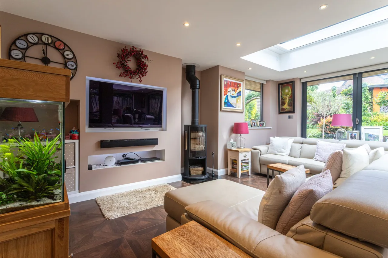 Waverley Close, Odiham, Hook, RG29 1AT, photo 8