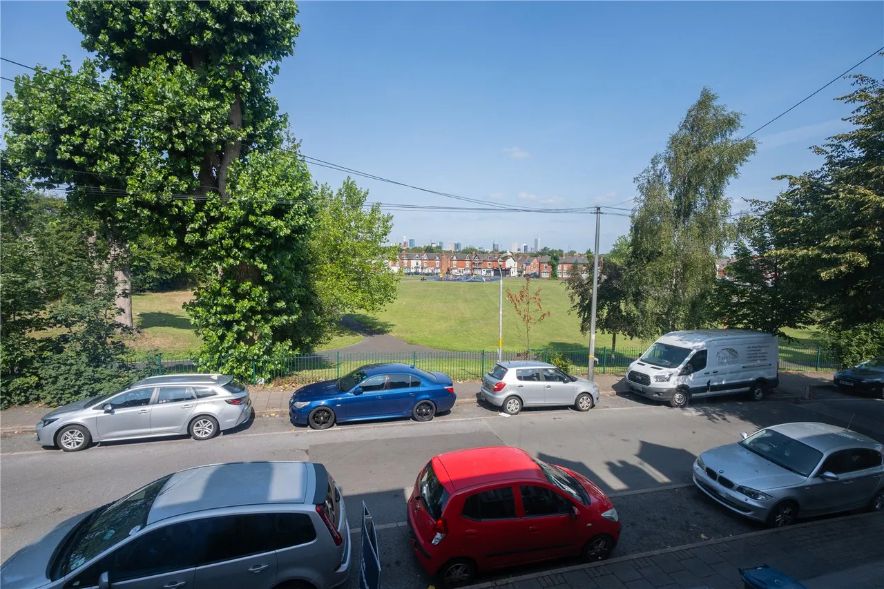 Birchwood Crescent, Balsall Heath, Birmingham, B12 8BN, photo 3