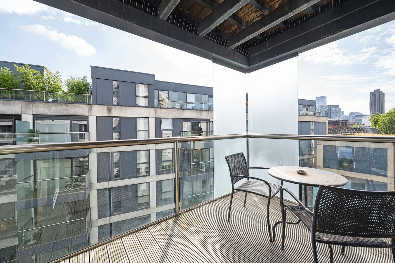 176 Dance Square, London, photo 11