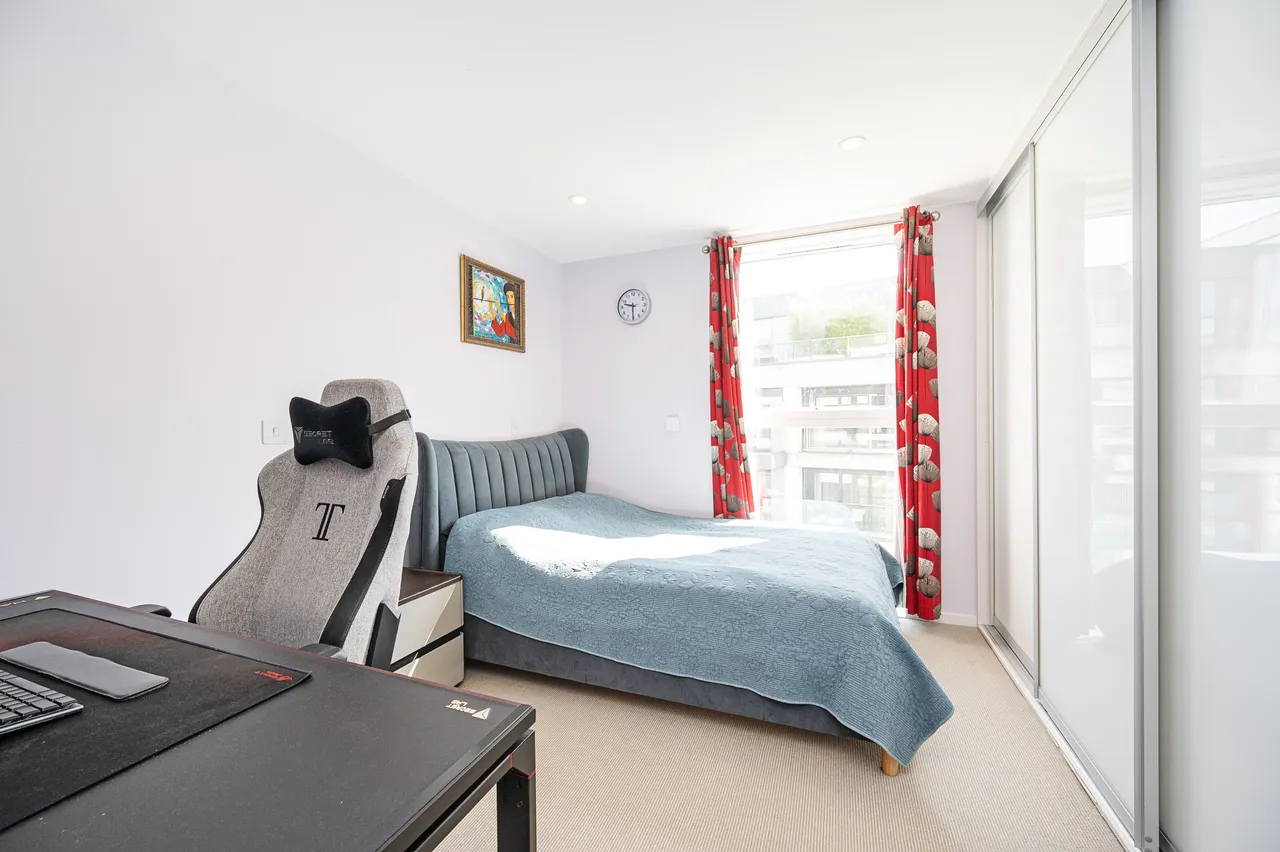 176 Dance Square, London, photo 6