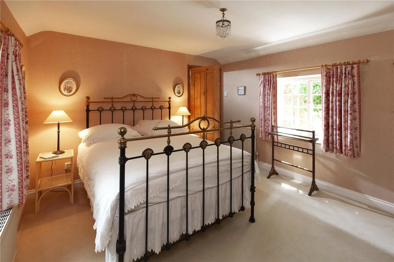 Stratford Mill, Mill Lane, Stratford Sub Castle, Salisbury, SP1 3LJ, photo 9