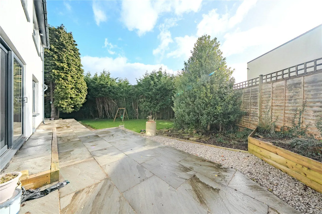 Woodhall Park Drive, Stanningley, LS28, photo 22