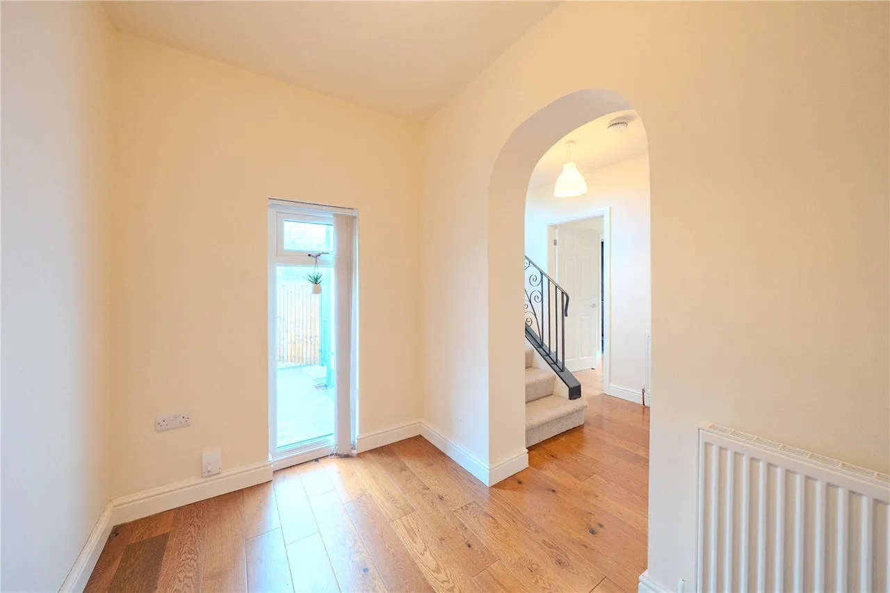 Woodhall Park Drive, Stanningley, LS28, photo 12
