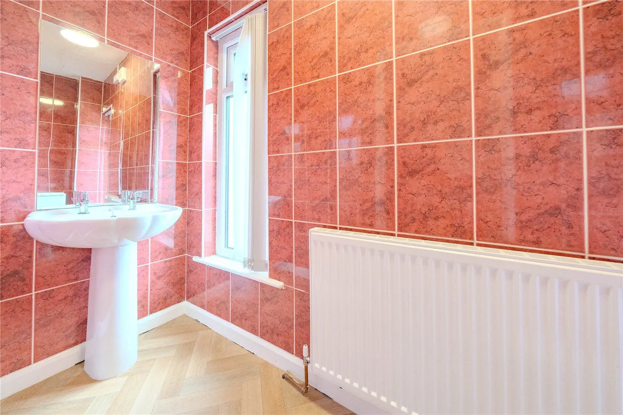Woodhall Park Drive, Stanningley, LS28, photo 18