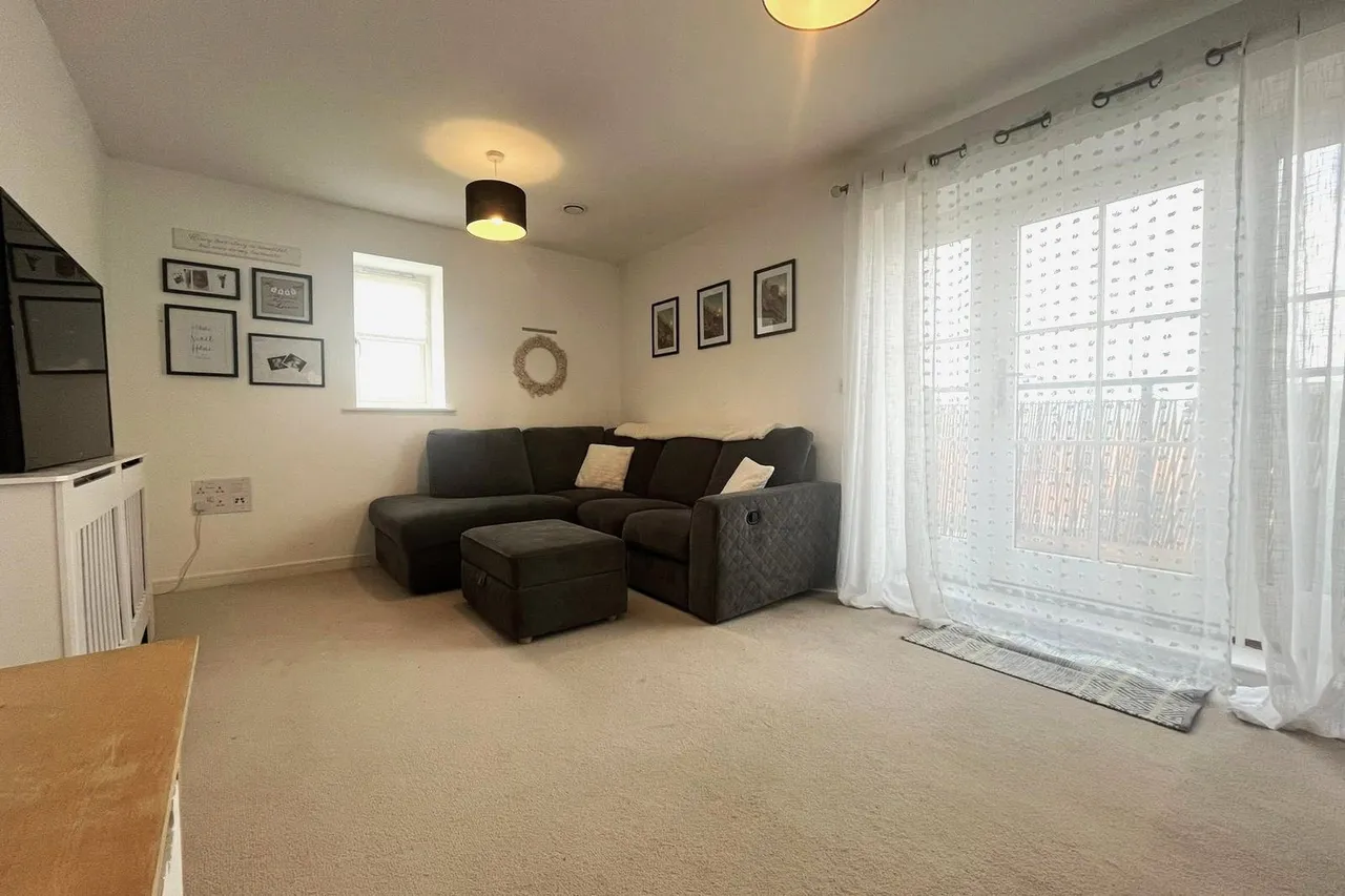 Scarlett's Road, Wellesley, GU11, photo 7