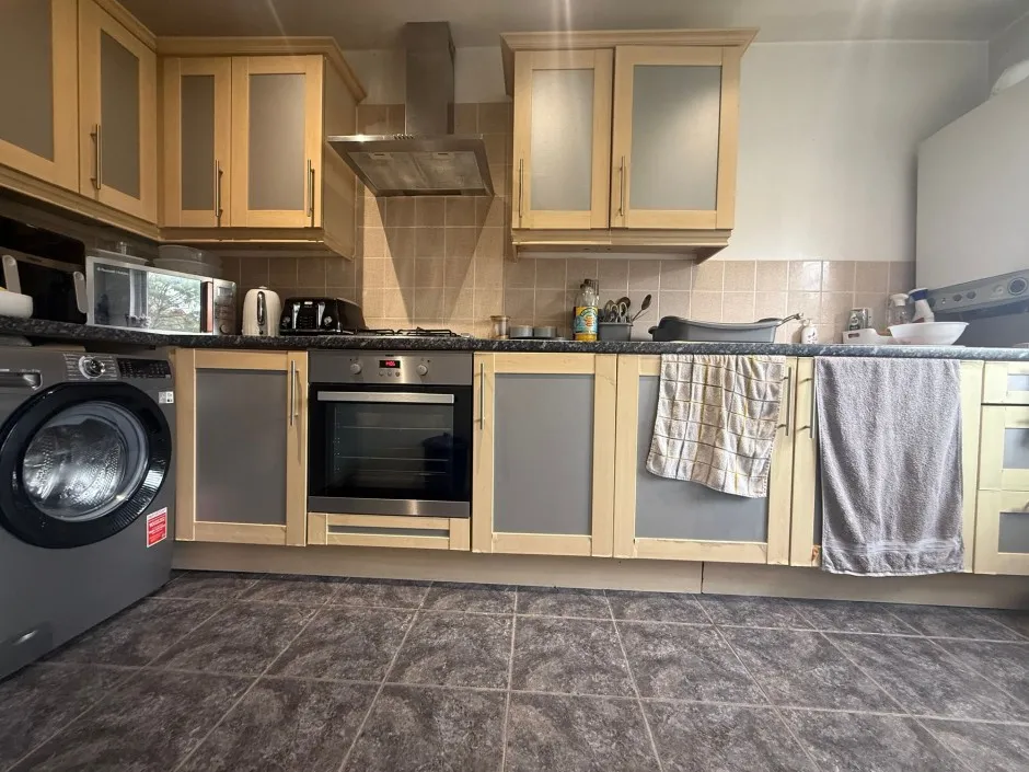 Hatton Grove, West Drayton, UB7, photo 3