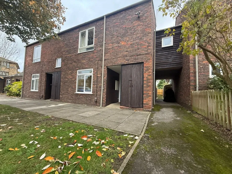 Hatton Grove, West Drayton, UB7, photo 9