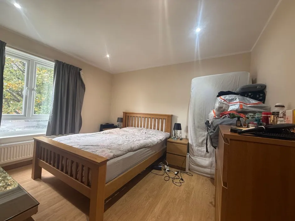 Hatton Grove, West Drayton, UB7, photo 4