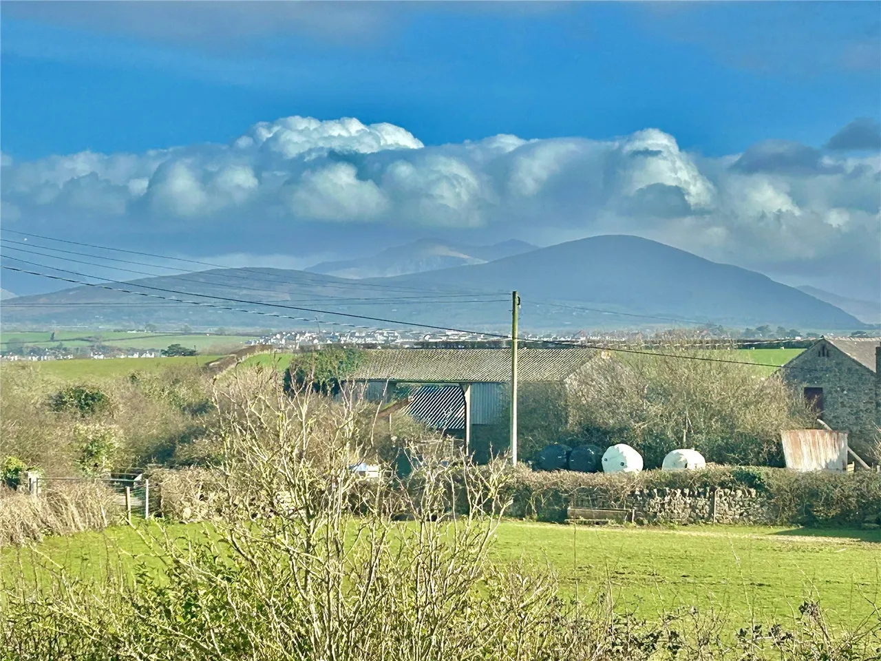 Brynsiencyn, Sir Ynys Mon, LL61, photo 4