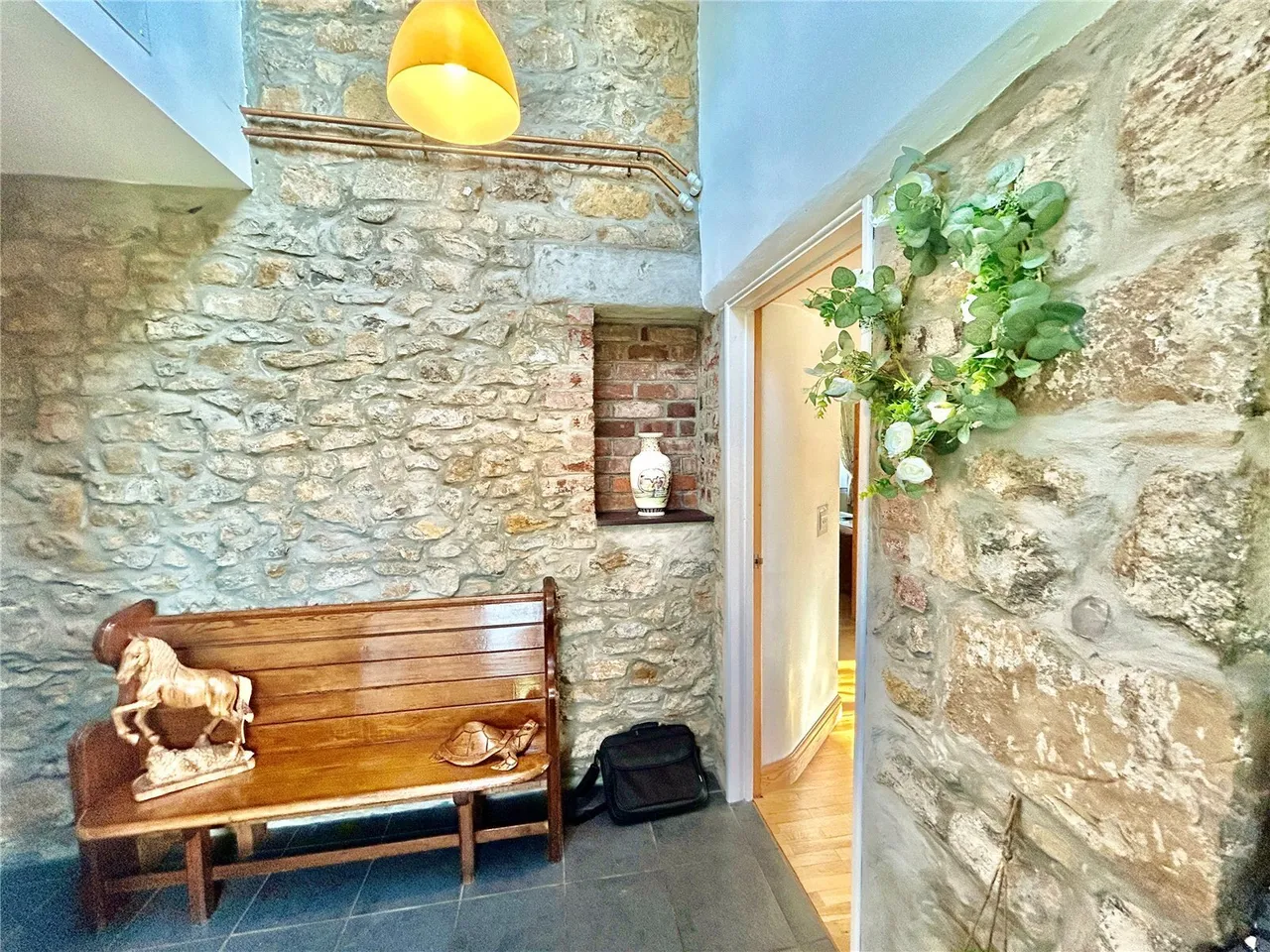 Brynsiencyn, Sir Ynys Mon, LL61, photo 5