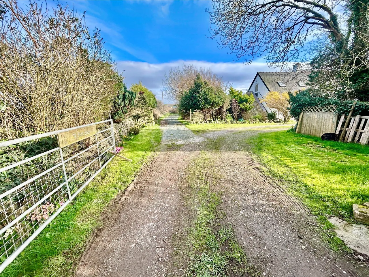 Brynsiencyn, Sir Ynys Mon, LL61, photo 17