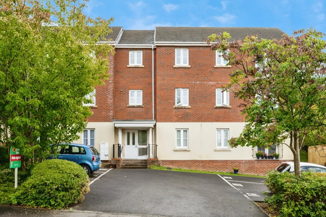 2 bed house for sale, Geraint Jeremiah Close, Neath, SA11