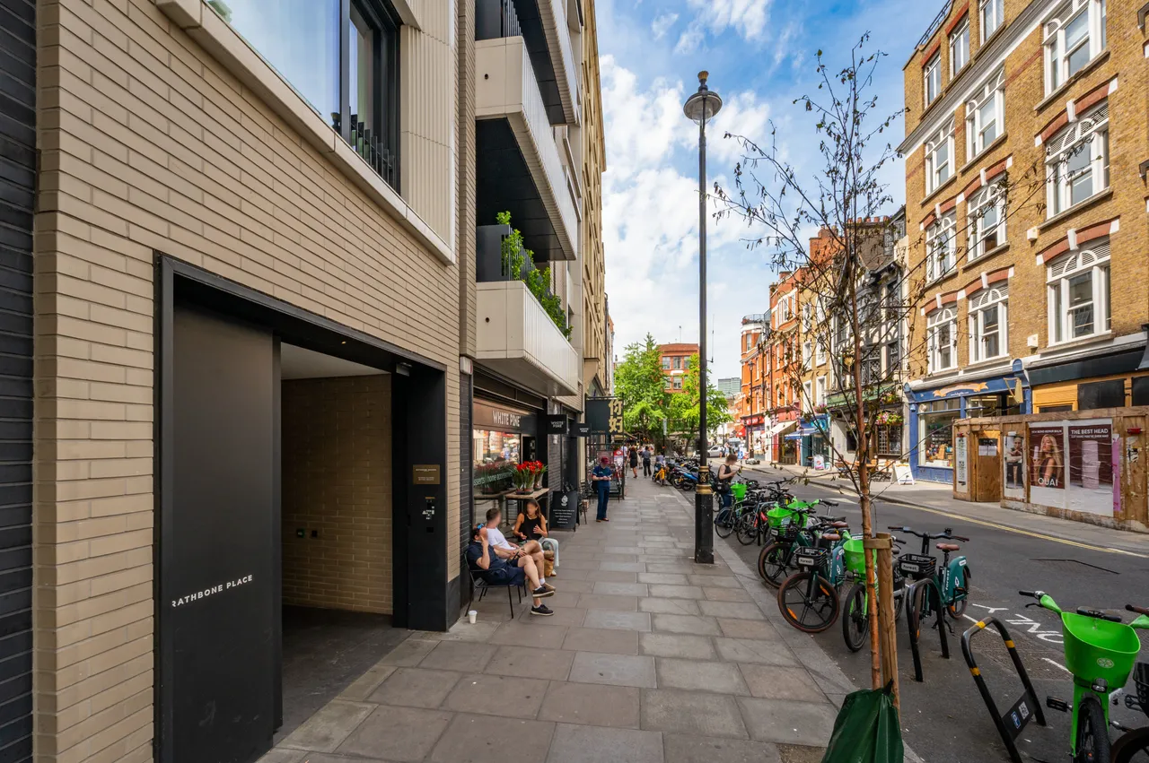 1 bed flat for sale, London, W1T