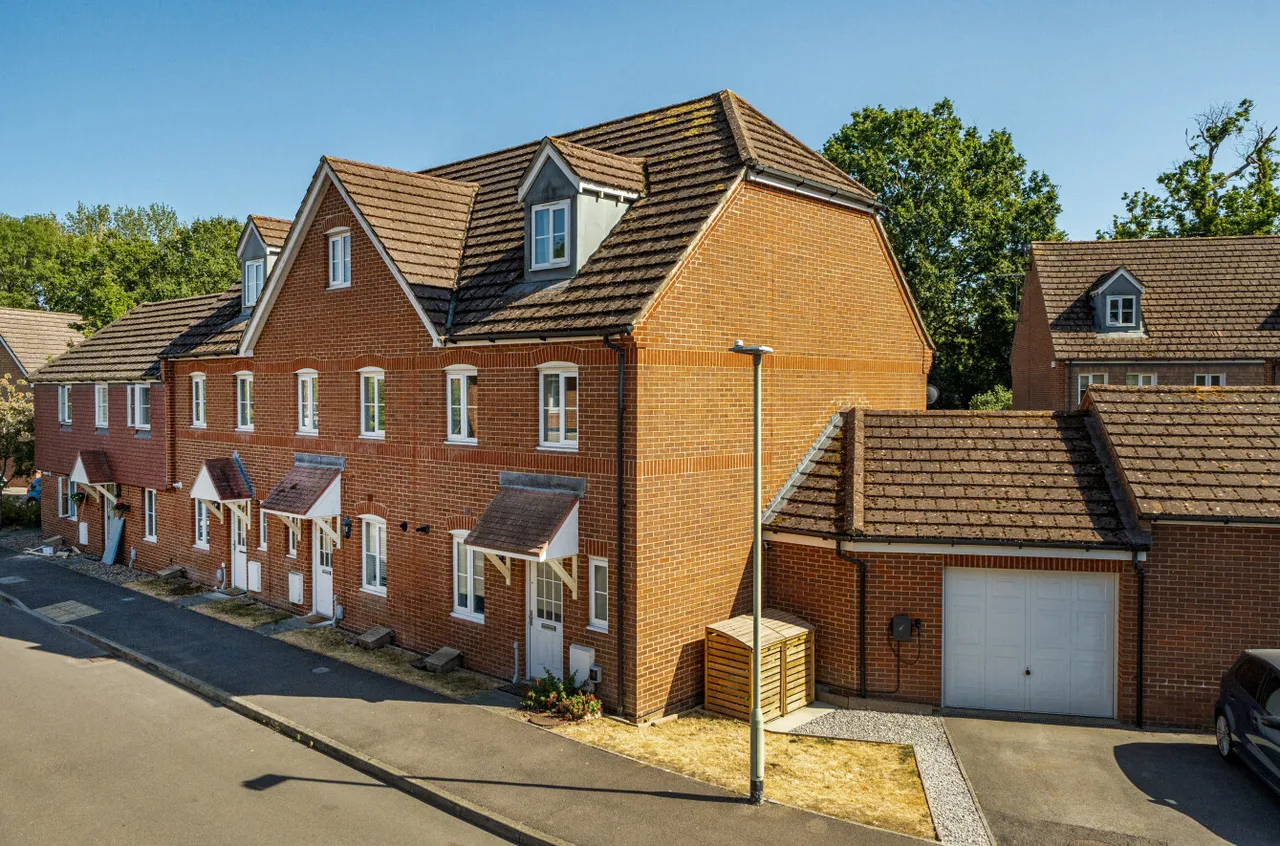 Poperinghe Way, Arborfield, Reading, Berkshire, RG2 9LW, photo 25