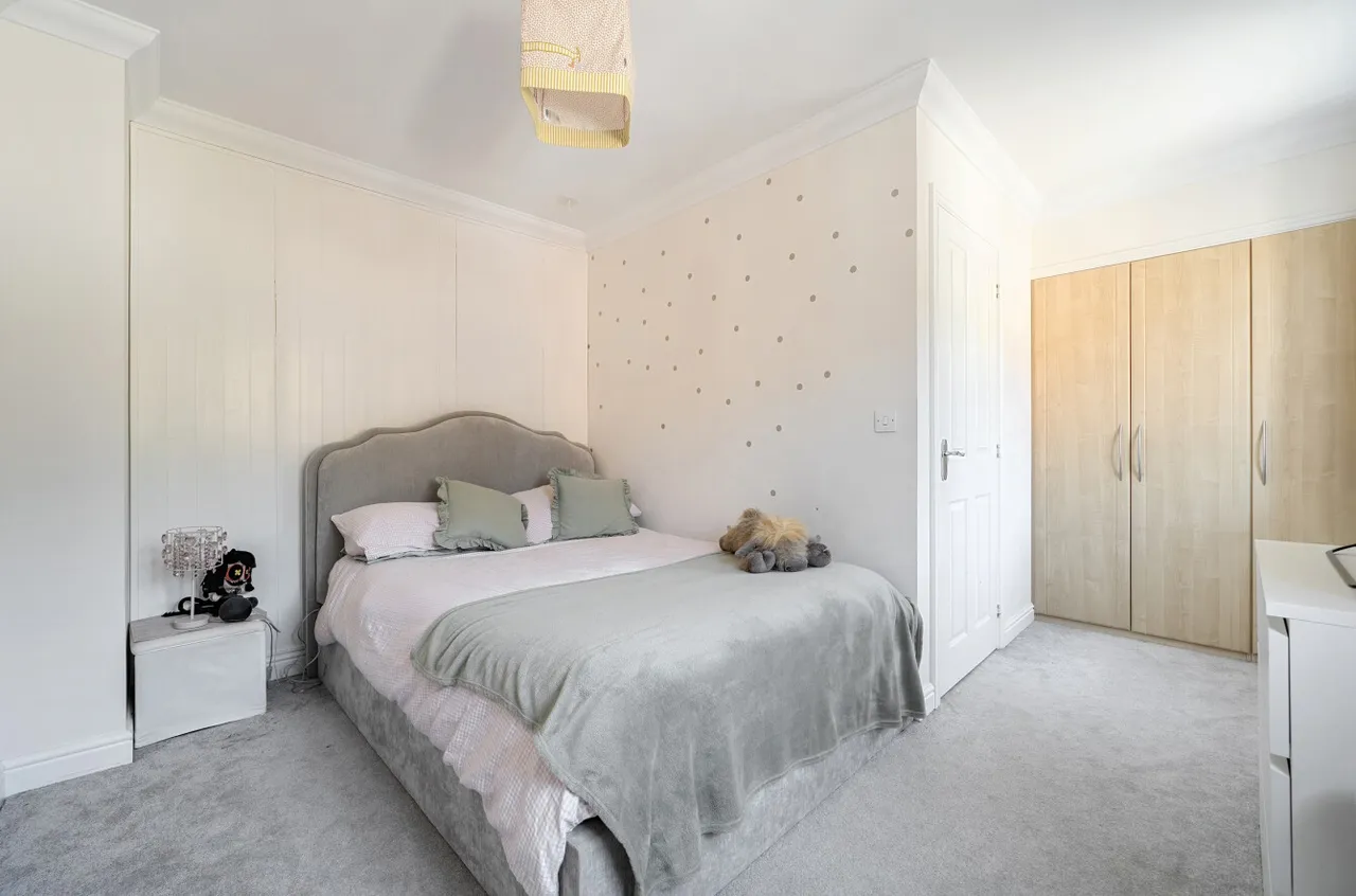 Poperinghe Way, Arborfield, Reading, Berkshire, RG2 9LW, photo 4