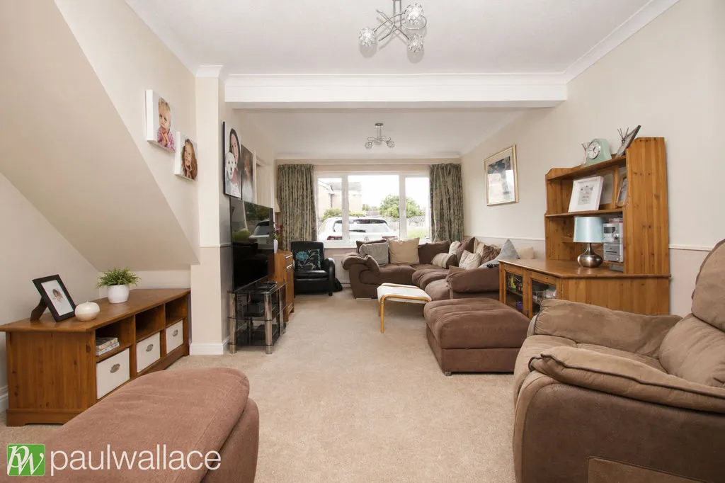 Beechfield, Hoddesdon, EN11, photo 2