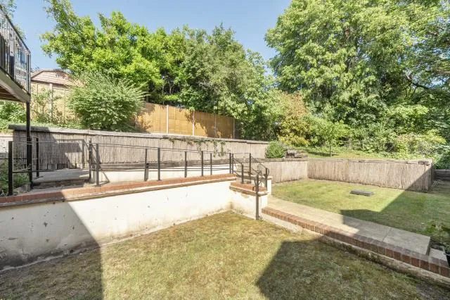 Rectory Avenue, High Wycombe, HP13, photo 3