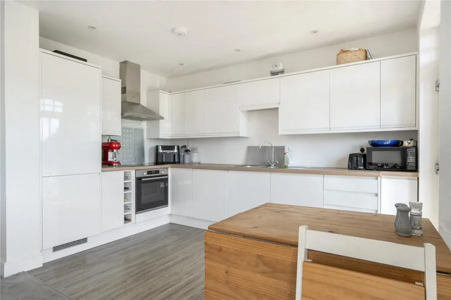 Rectory Avenue, High Wycombe, HP13, photo 6