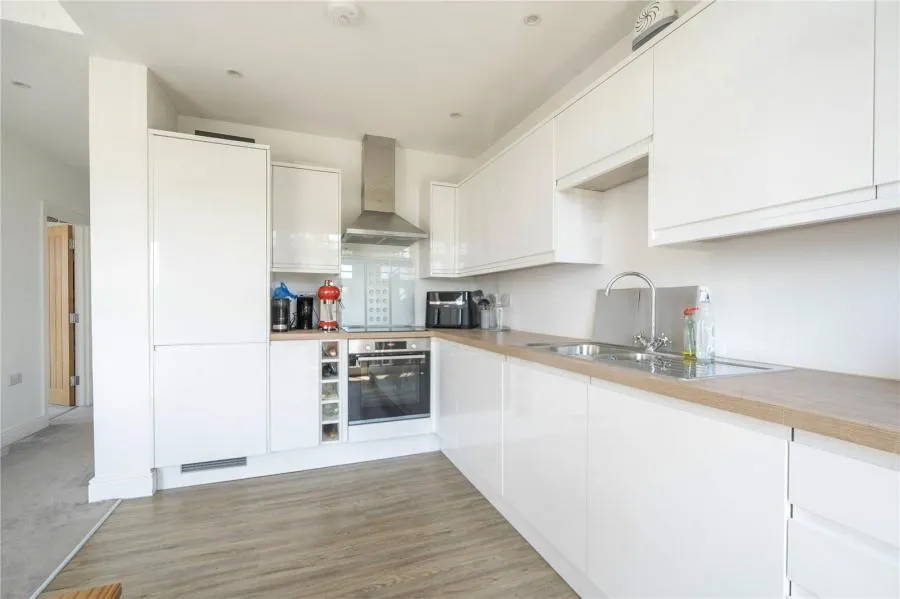 Rectory Avenue, High Wycombe, HP13, photo 12