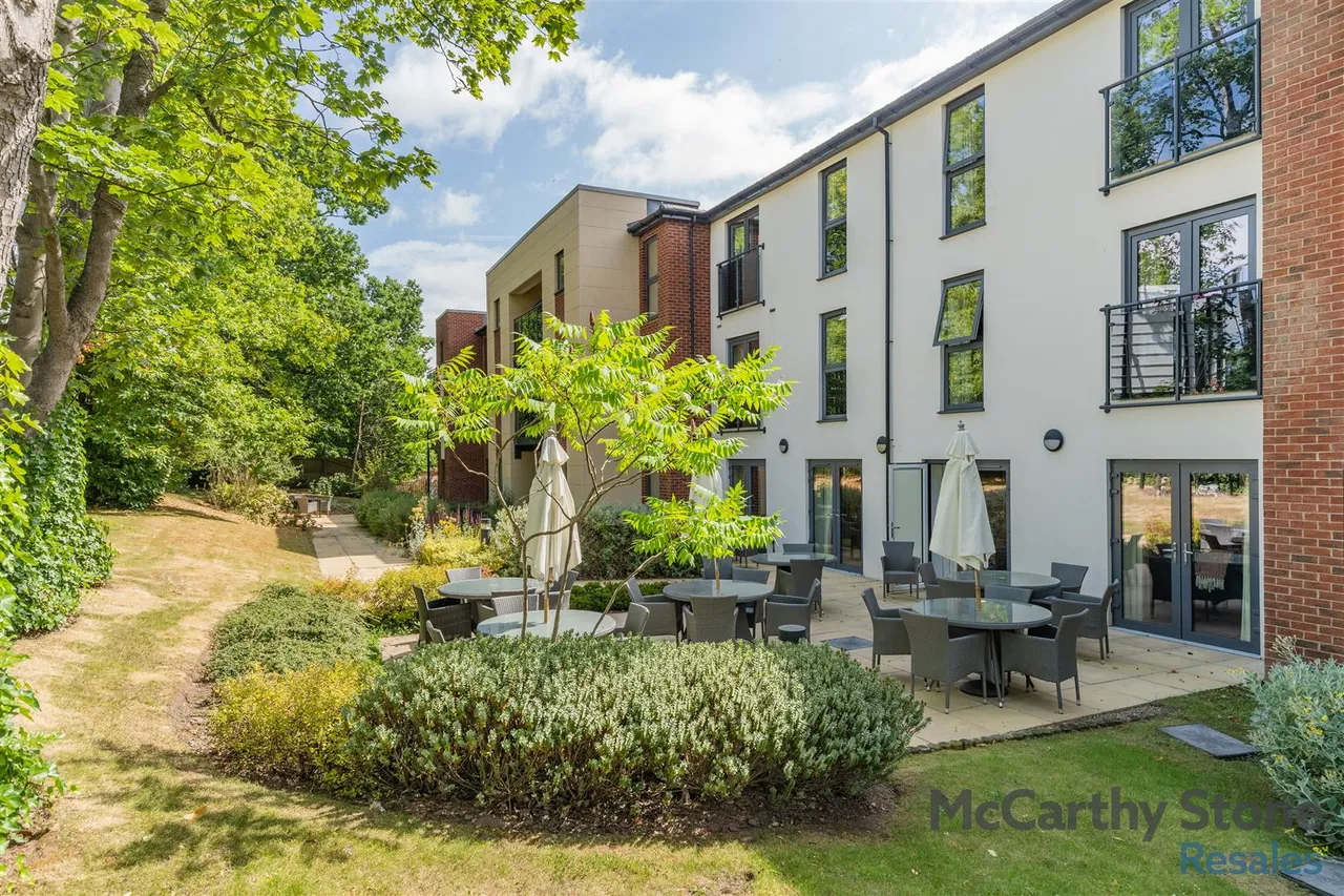 Wood Road, Wolverhampton, WV6, photo 31