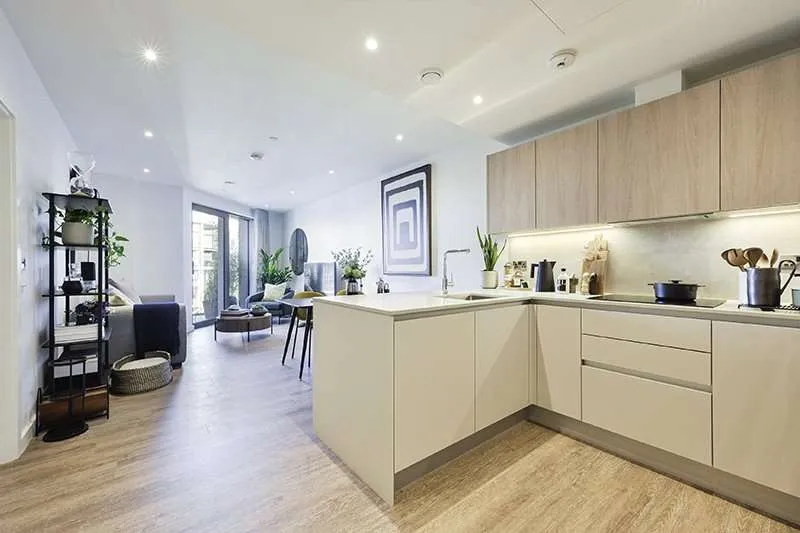 Nine Elms Lane, London, SW11 7DE, photo 4