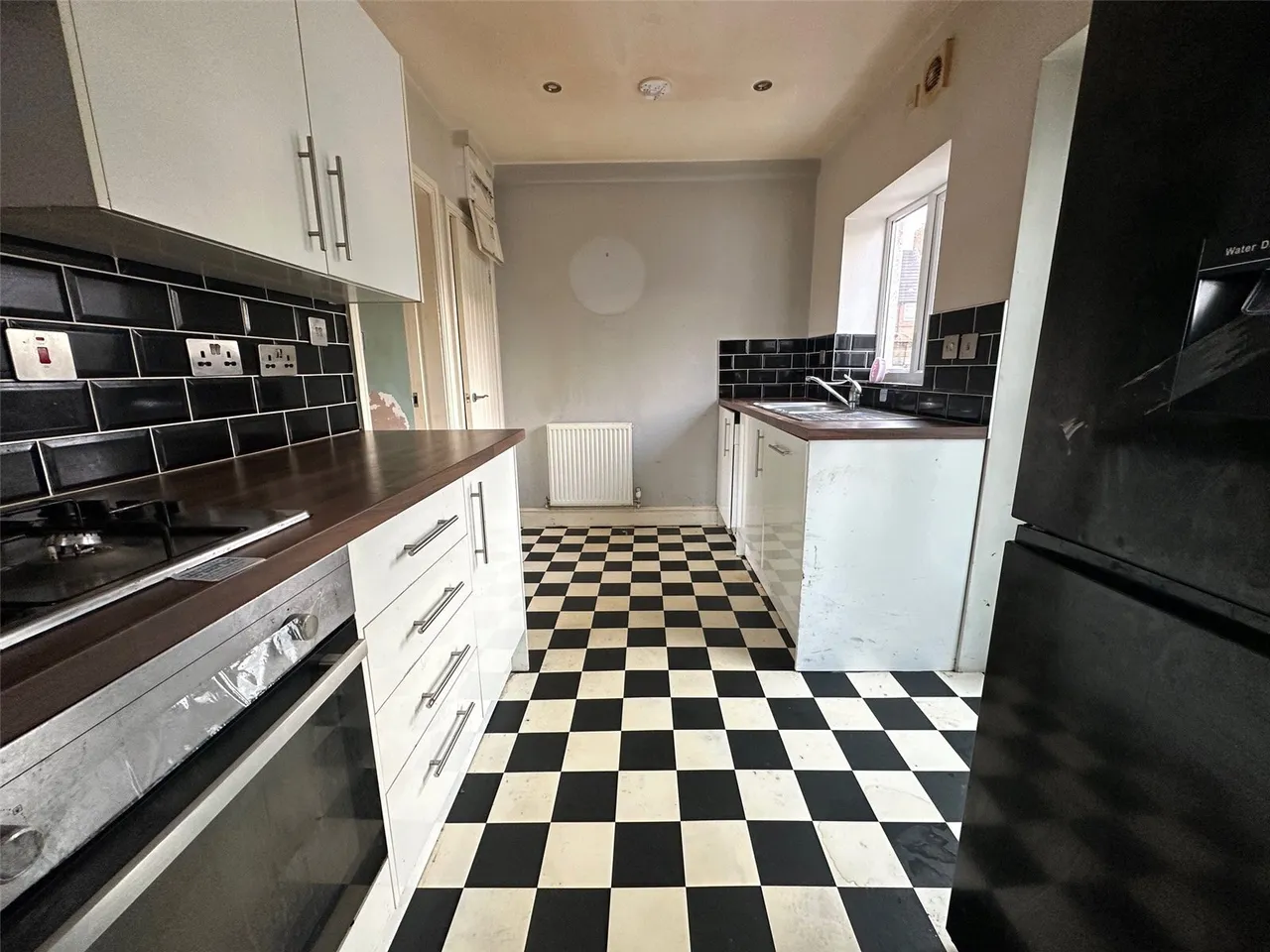Sixth Avenue, Clipstone Village, Mansfield, Nottinghamshire, NG21, photo 7