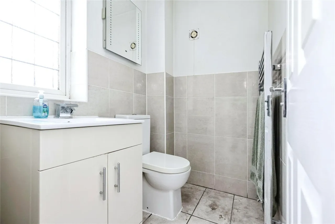 Maple Leaf Drive, Marston Green, B37, photo 14