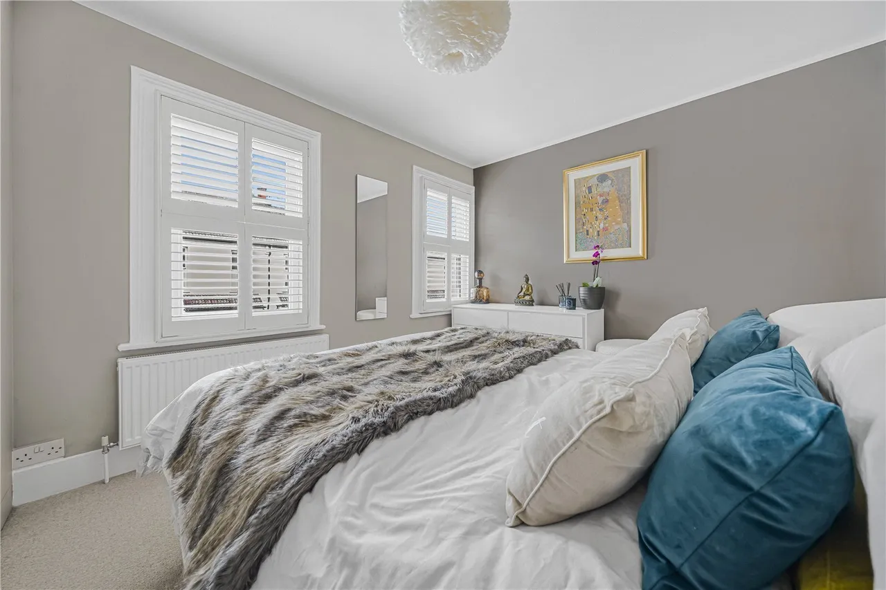 York Road, Teddington, TW11, photo 11