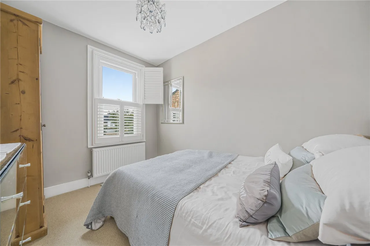 York Road, Teddington, TW11, photo 12