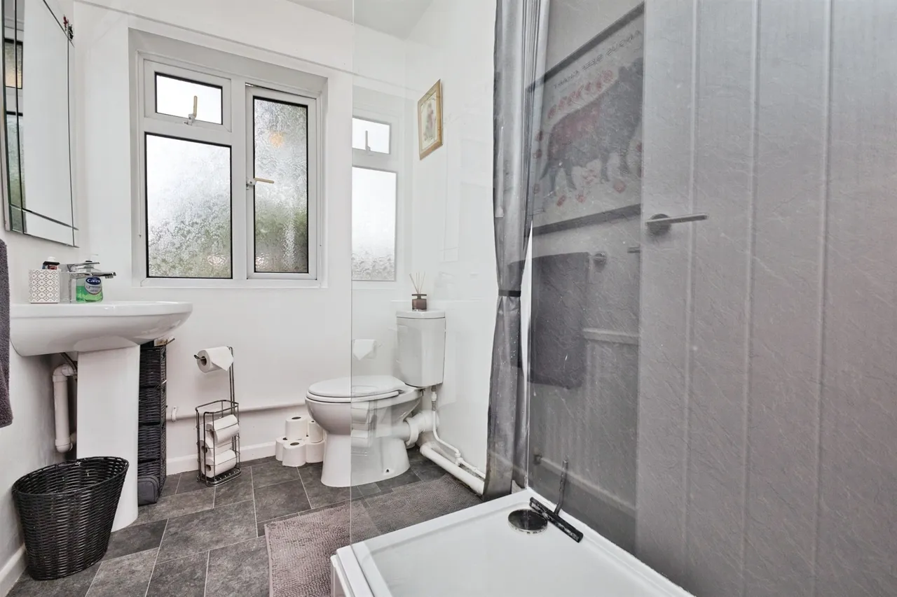South Street, Crewkerne, photo 9
