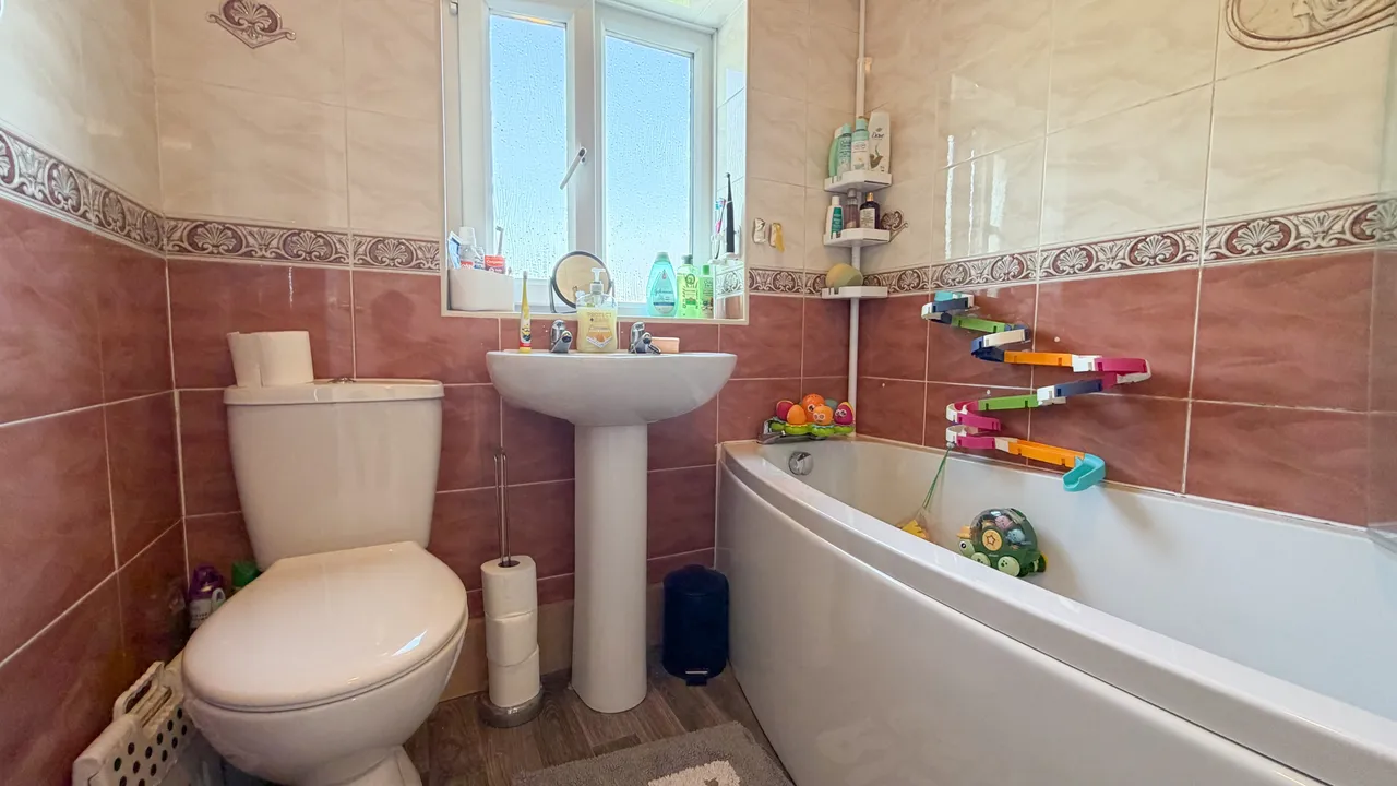 Sunnyside Road, Droylsden, M43, photo 15
