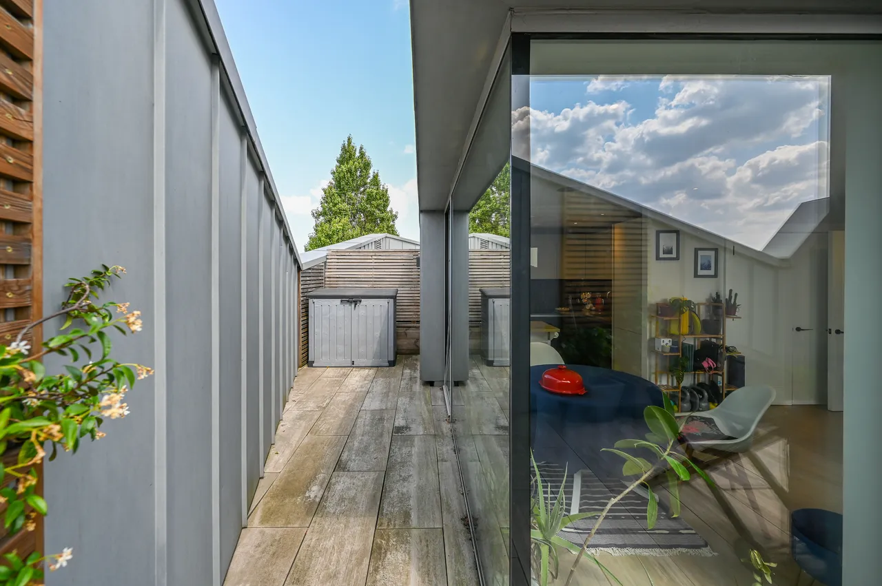 Apartment 601, 1 Espalier Gardens, LONDON, photo 8