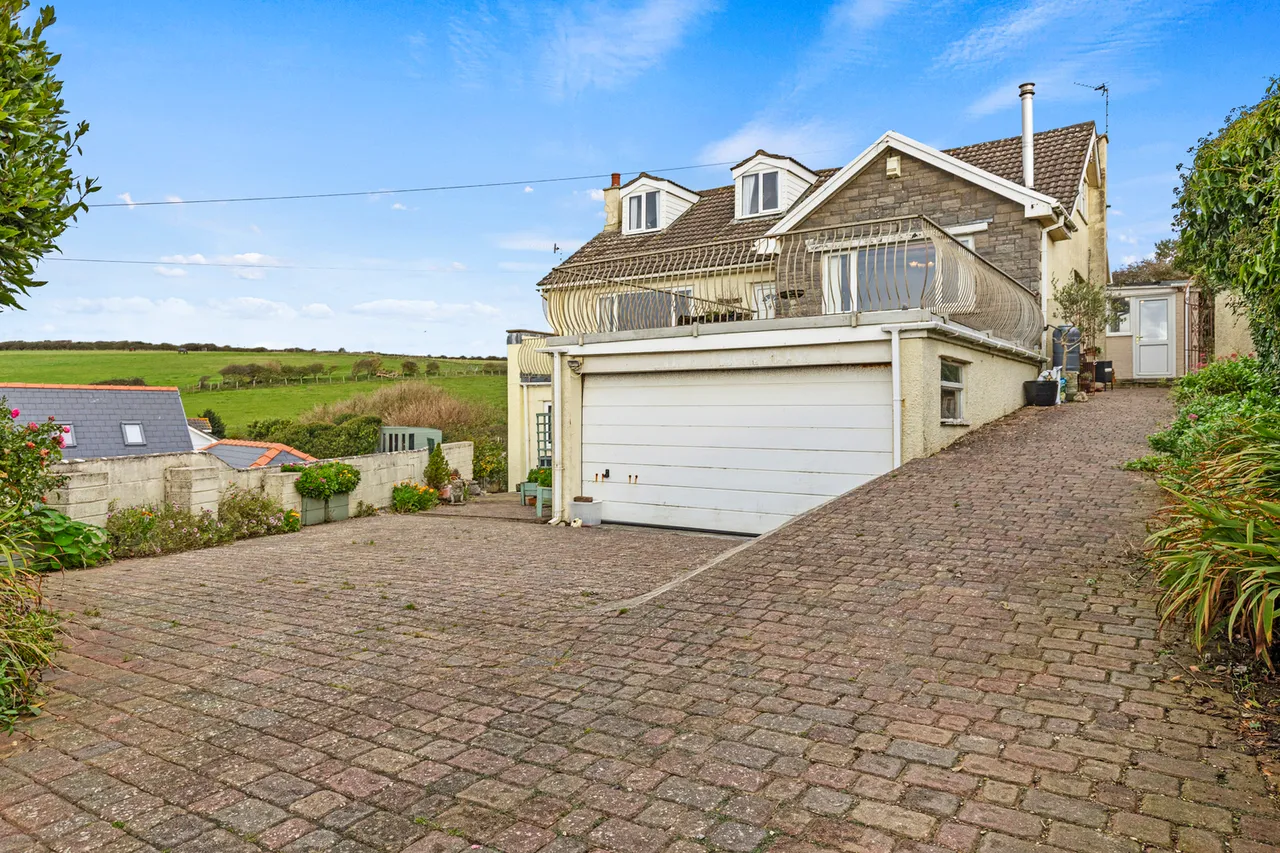 Palmwydd, Ogmore-by-Sea, Bridgend, CF32, photo 2